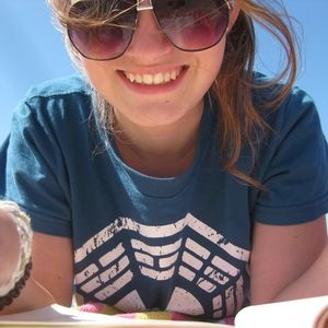 Meet your Posher, Jeannine