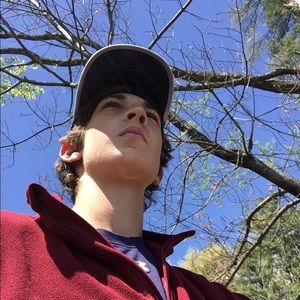 Meet your Posher, Troy