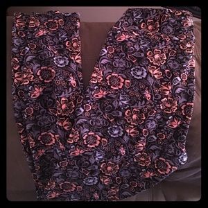 LuLaRoe OS leggings