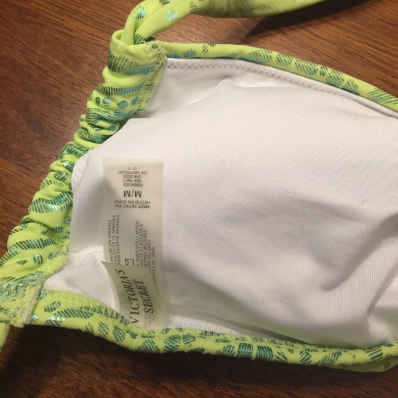 Victoria secret bikini - Picture 3 of 3