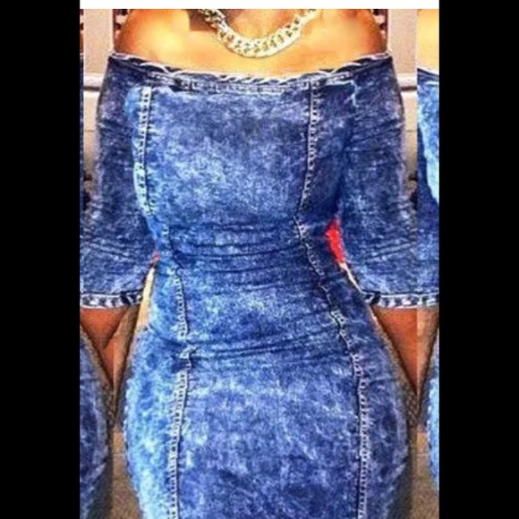 OFF SHOULDER DENIM MINI DRESS