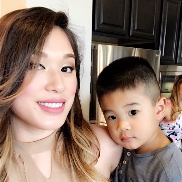 Meet your Posher, Mary - Picture 2 of 7