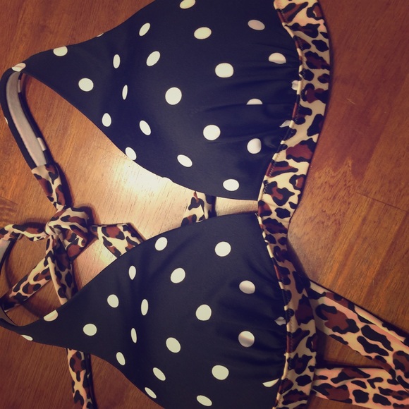 Victoria secret bikini top
