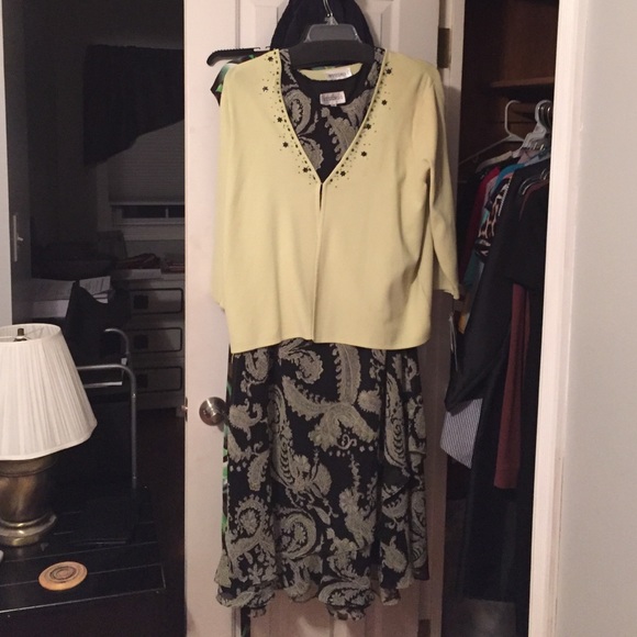 Sleeveless dress with matching sweater - Picture 1 of 2