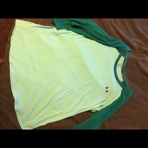 Lot of 2 Under Armour baseball fit shirts.