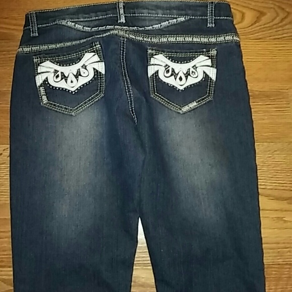 Jeans - Picture 3 of 3