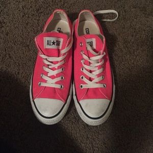 Unisex Pink Converse