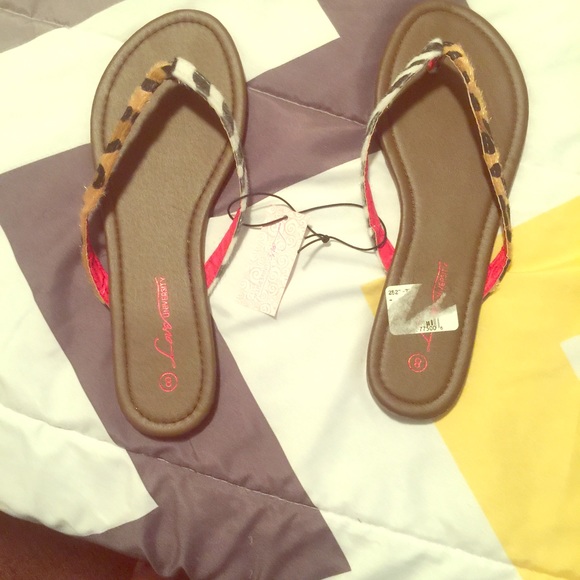 Sandal