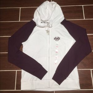 SOLD ❌❌❌🚫🚫#9 white zip up sweater