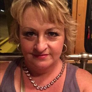 Meet your Posher, Vickie