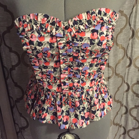 H&M Tops - Flash sale!H&M corset top