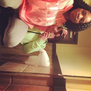 Meet your Posher, Attallah