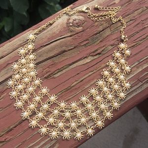 Cute Flower Necklace!