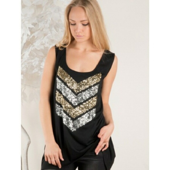 Black tank with chevron sequins - Picture 3 of 4