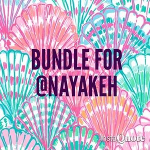 anchor necklace & urban outfitters tee