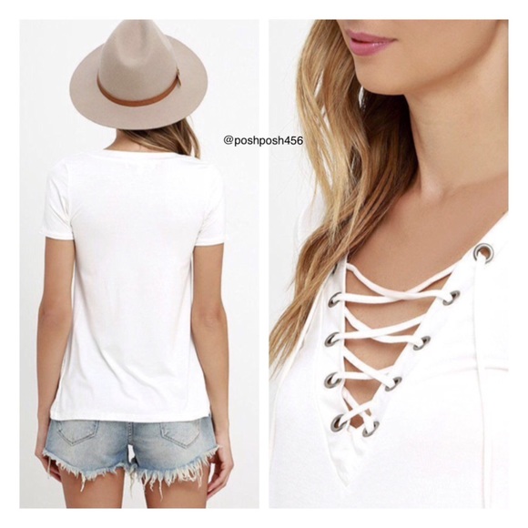 🎉HOST PICK🎉❗️LAST ONE❗️Short Sleeve lace up Tops - Picture 3 of 4