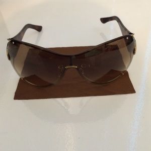 Gucci Tortoise and Gold Sunglasses GG2082/S