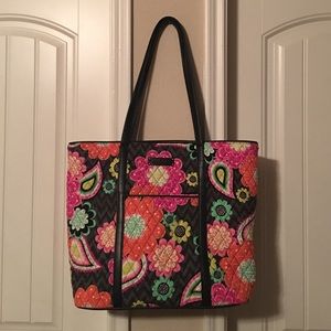 VERA BRADLEY ZIGGY ZINNIA TOTE; used once