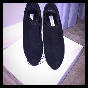 Steve Madden Booties
