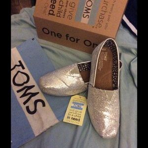 TOMS silver glitter classic size 10 shoes