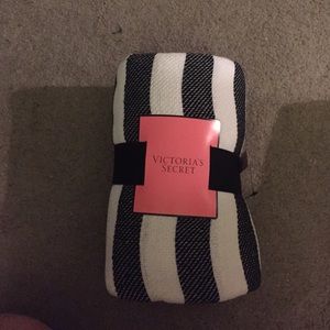 Vs beach Blanket brand new