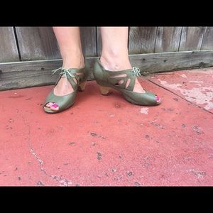 Sweet Sage Kitten Heels