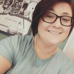 Meet your Posher, Lizzy