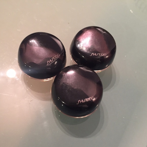 Shiseido hydro powder eyeshadow - Picture 1 of 4