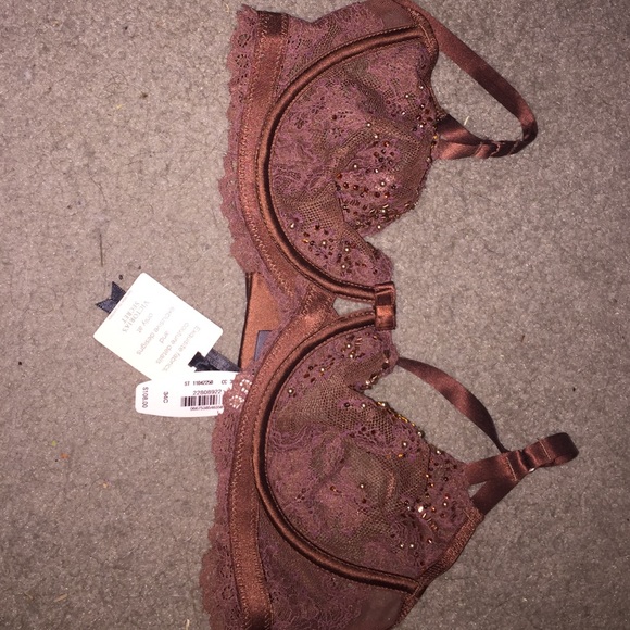 ‼️SOLD‼️ designer collection brand new 34c - Picture 1 of 4