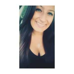 Meet your Posher, Nicole