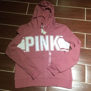 #14. Full zip seater