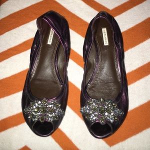 Vera wang purple flats with rhinestone detail