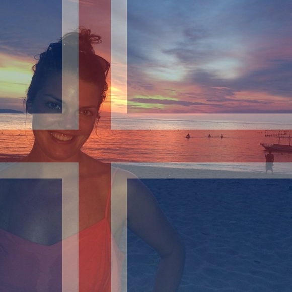 Meet your Posher, Brit - Picture 2 of 4