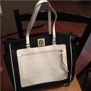Tommy Hilfiger purse