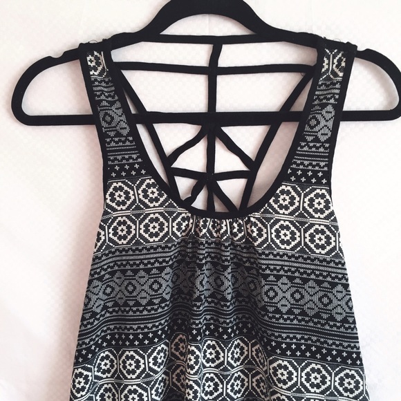 Cutout Back Top - Picture 2 of 4