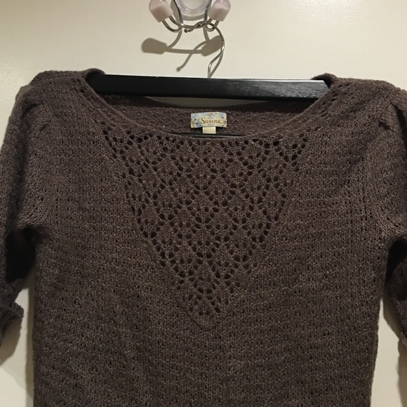 Sweater - Picture 3 of 3