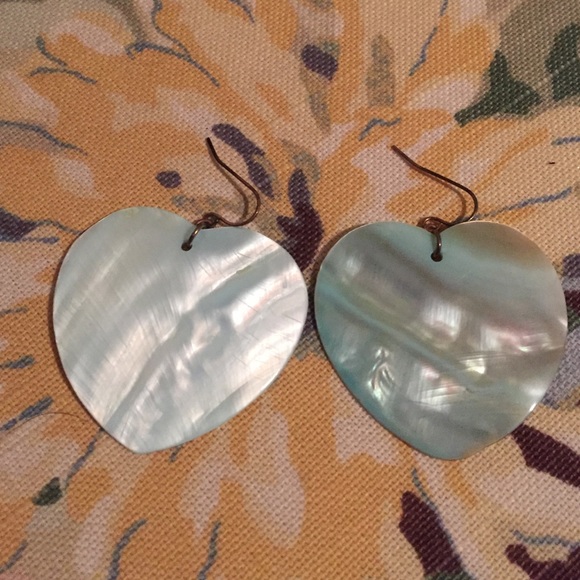 Pretty blue heart earrings