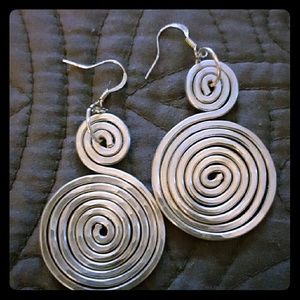 Simplifying career wardrobe