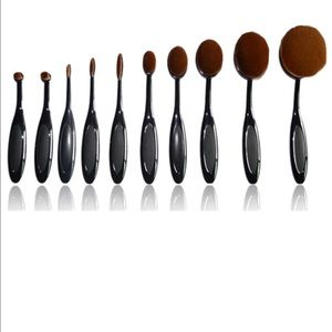 Oval Brush Set