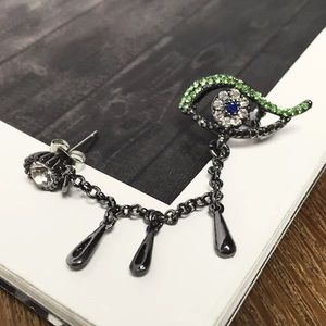 Evil eyes earring