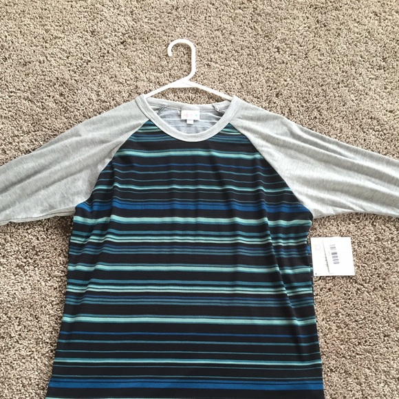 LulaRoe Randy tee NWT size Large