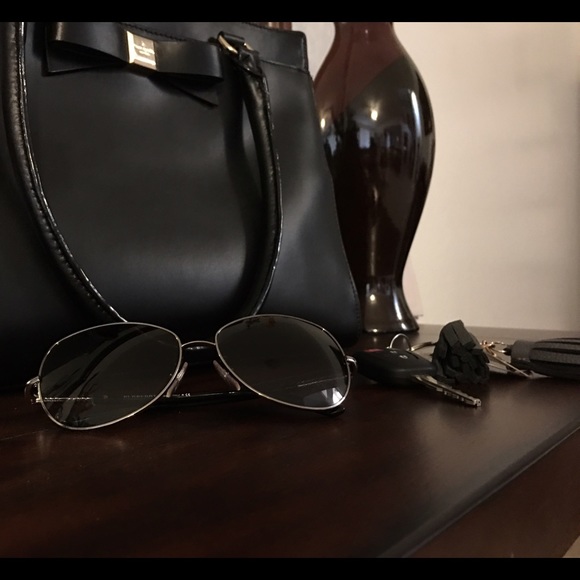 Burberry sunglasses 😎😎