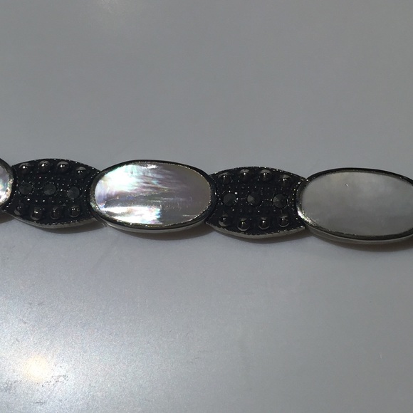 Bracelet - Picture 2 of 4