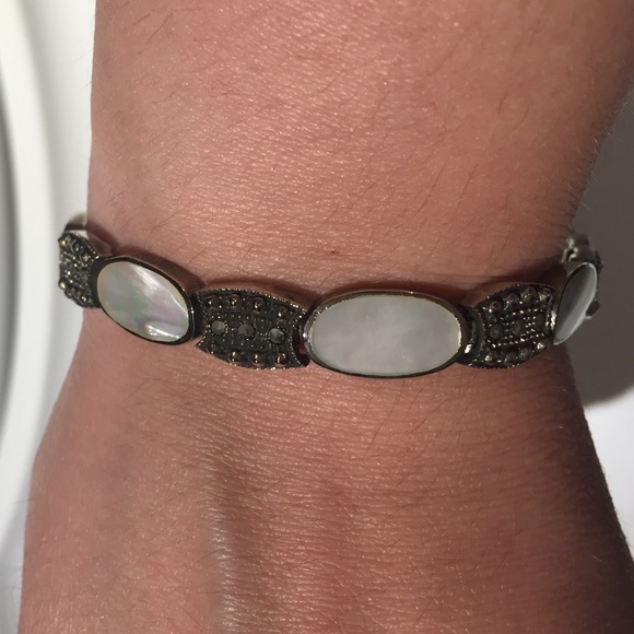 Bracelet - Picture 3 of 4