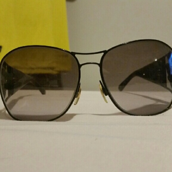 Gucci - Picture 3 of 3