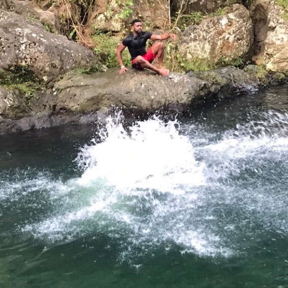 Meet your Posher, Taylor - Picture 11 of 17