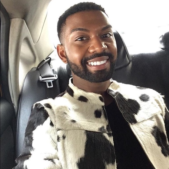 Meet your Posher, Taylor - Picture 14 of 17