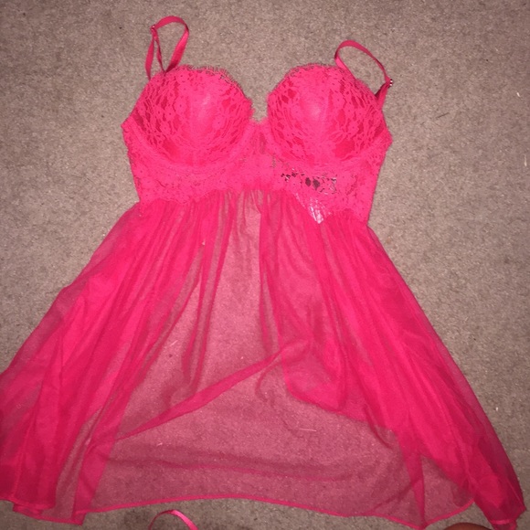 Vs lingerie 34b brand new thong is OS