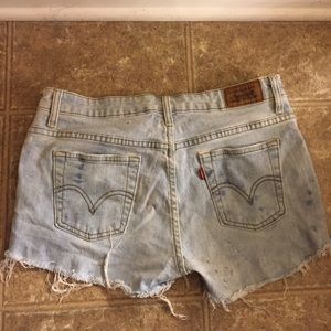 Levi cut off shorts