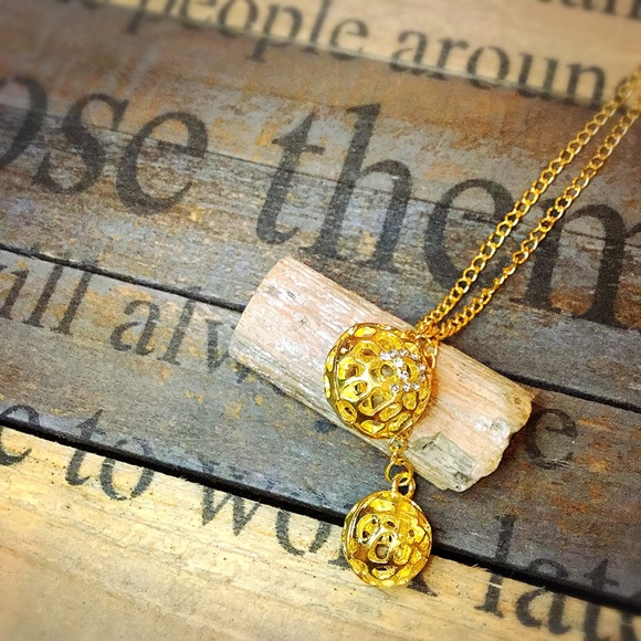 Unique Gold Necklace